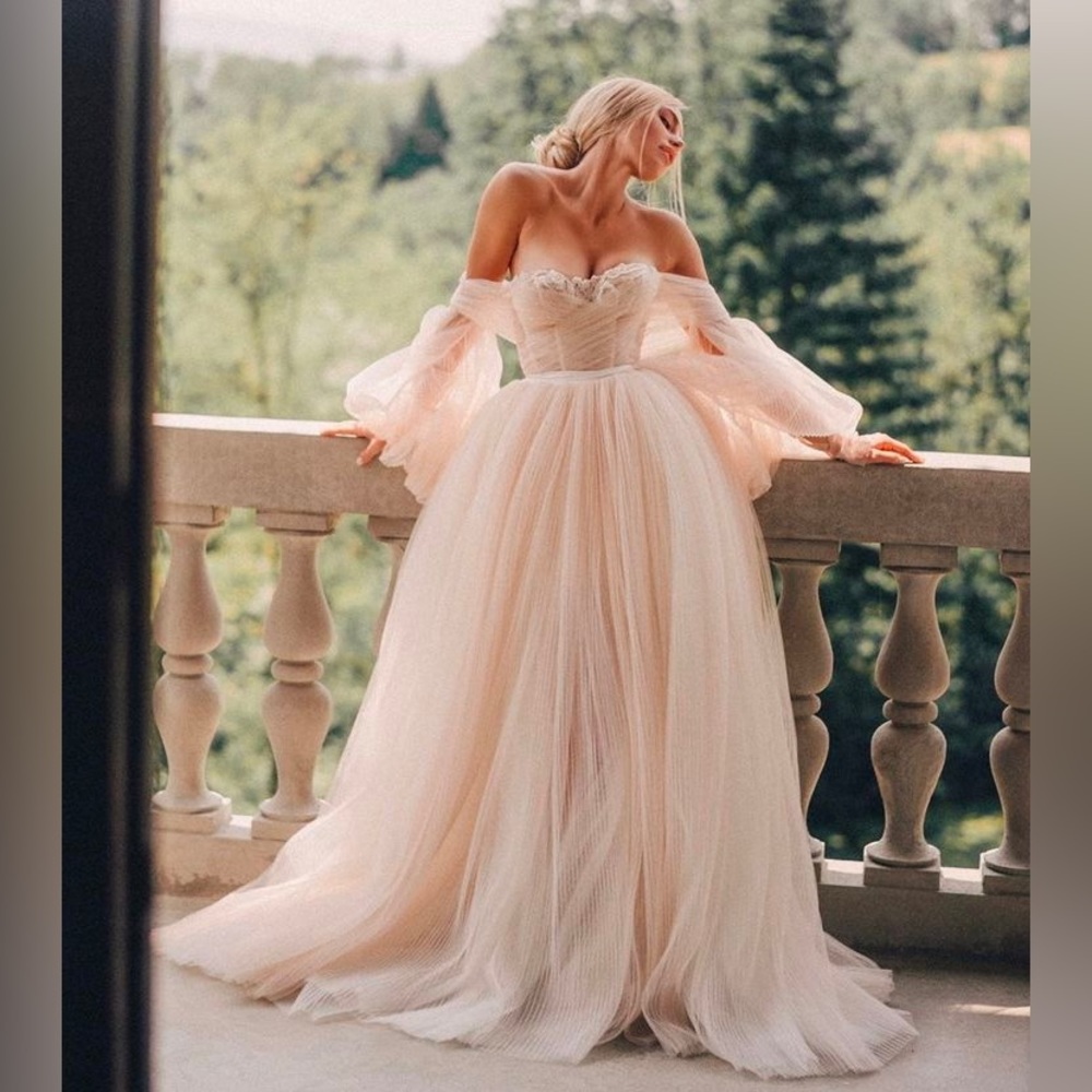 GALIA LAHAV BELLINA WEDDING DRESS - Size Small